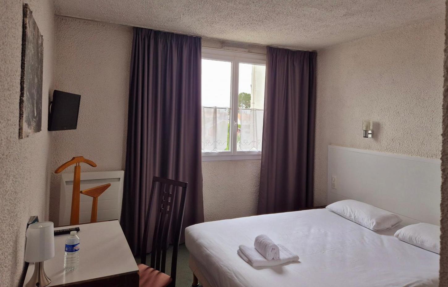 Hotel Le Challans Luaran gambar