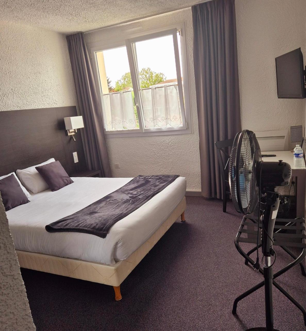Hotel Le Challans Luaran gambar