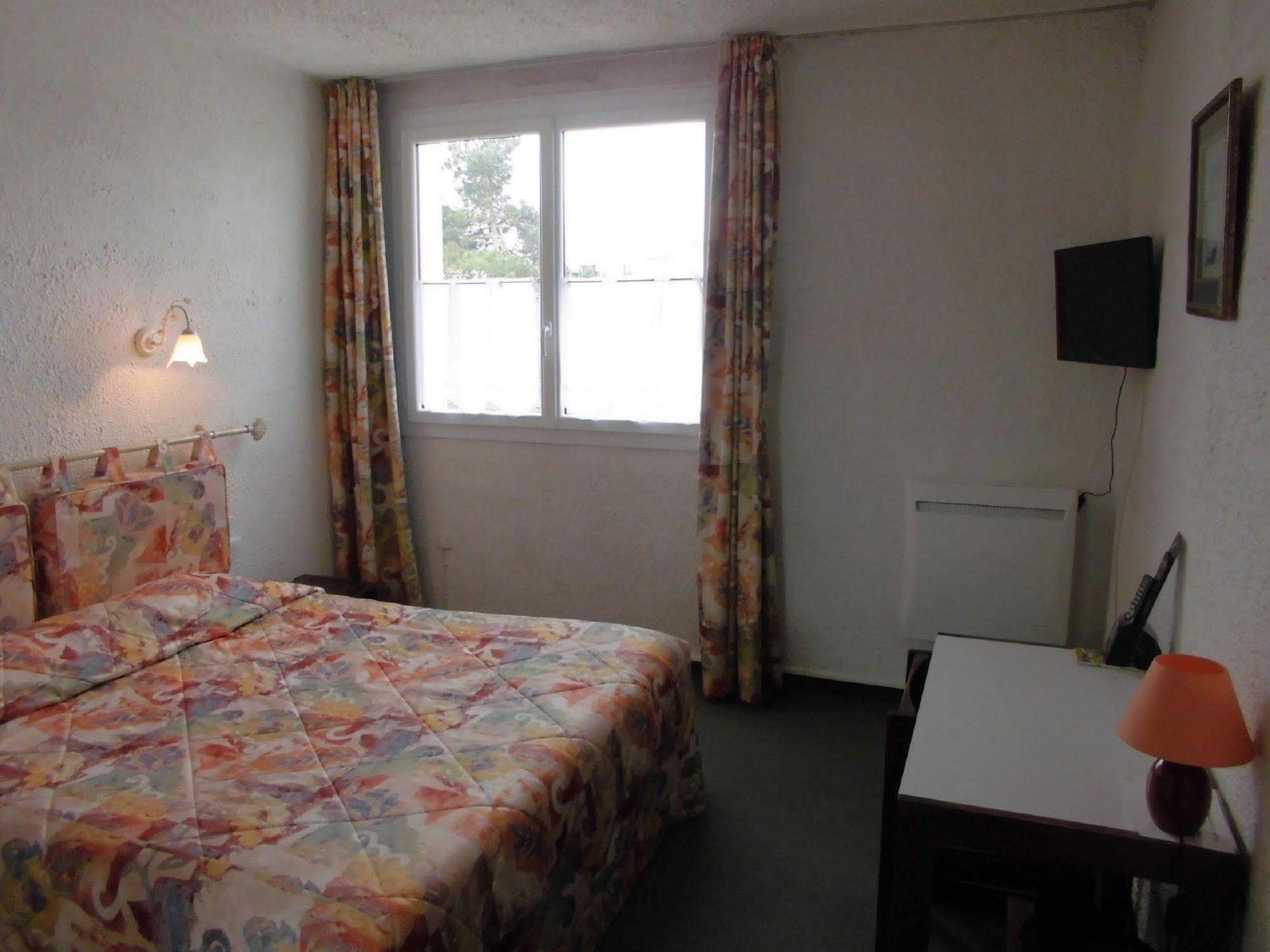 Hotel Le Challans Luaran gambar